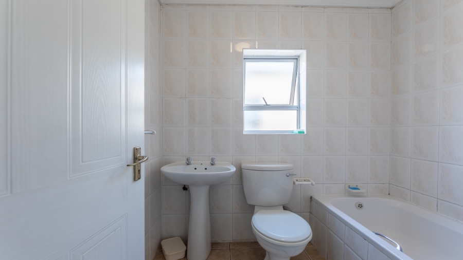 3 Bedroom Property for Sale in Parklands Western Cape